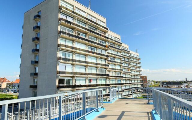 Apartment Seastar Bredene