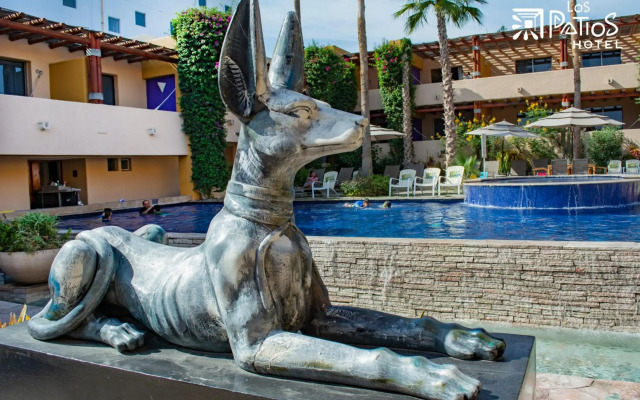 Los Patios Hotel
