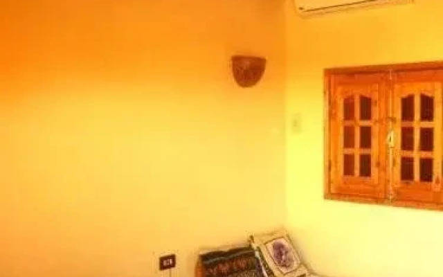 Sandrose Baharia Hotel