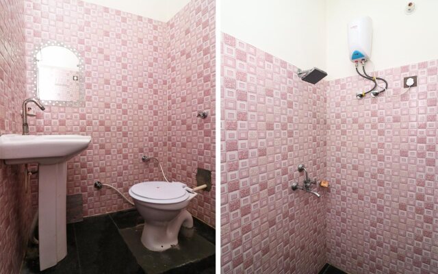 Tr Hotel By OYO Rooms