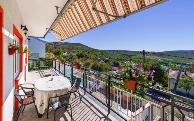 Holiday home in Rovanjska with pool