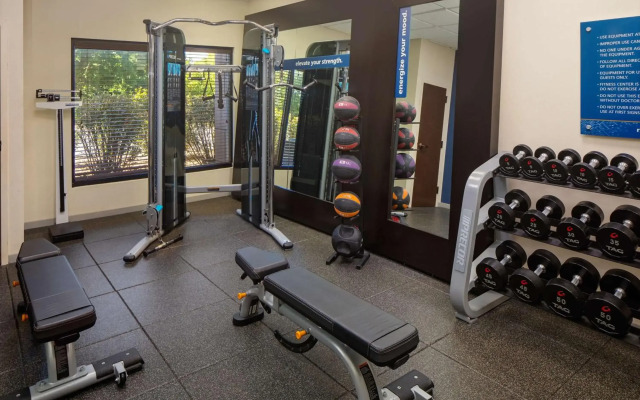 Hampton Inn & Suites Nashville-Airport