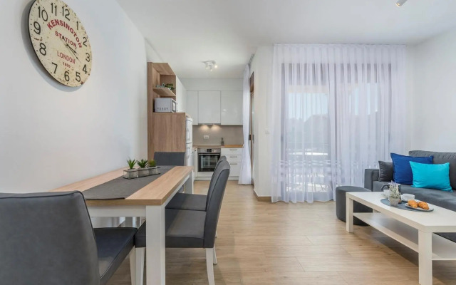 Apartments Hana in Funtana