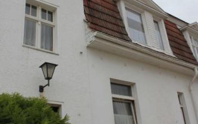 Villa Greta und Ferienhaus in der