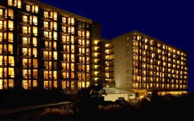 Shell Island Resort - All Oceanfront Suites