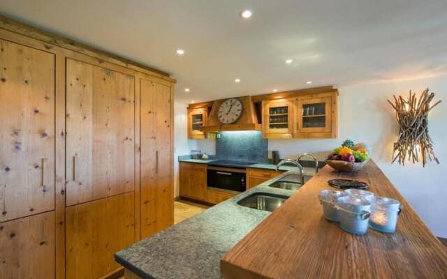 Super Luxurious Flat Verbier