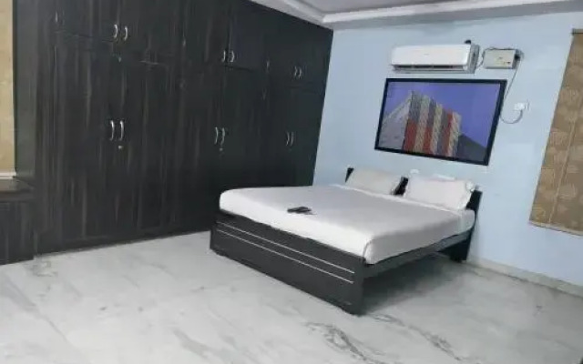 OYO HOME 83984 Peaceful Stay Villa