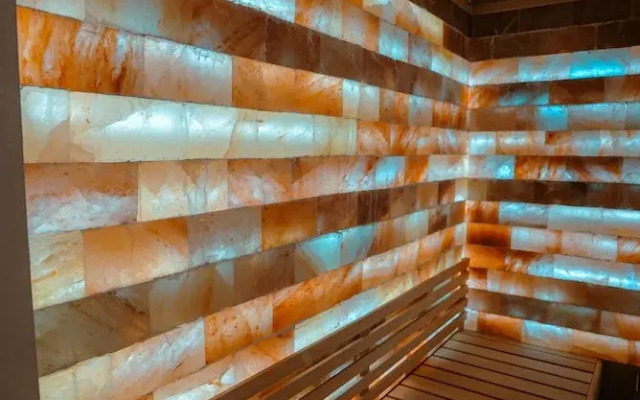 Lumeris lakeview Suites and SPA