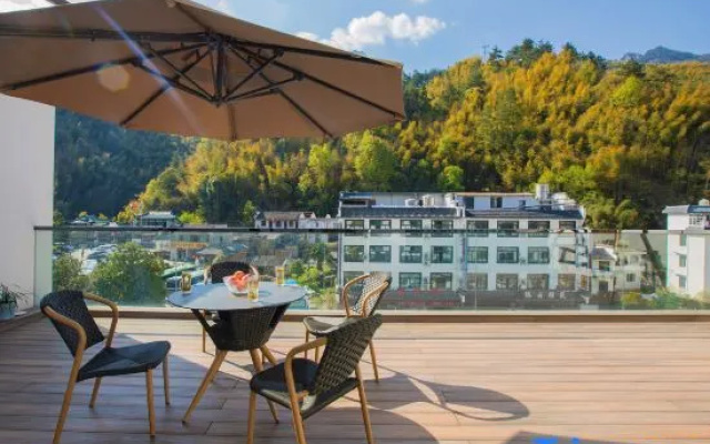 Huangshan Zhushuishan Residence – Outside – Huangshan