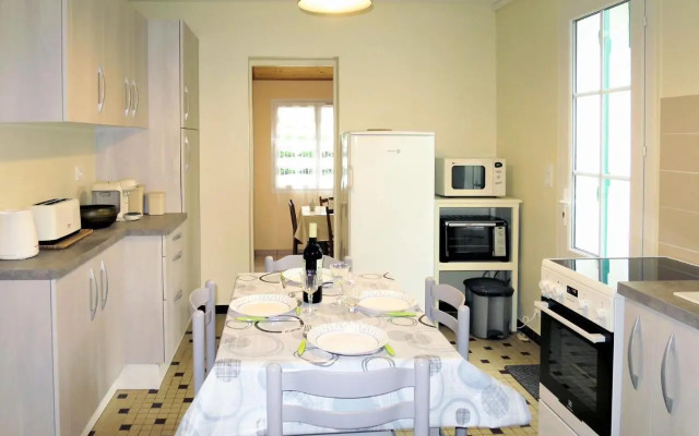 Holiday Home La Bruyère - MVT220