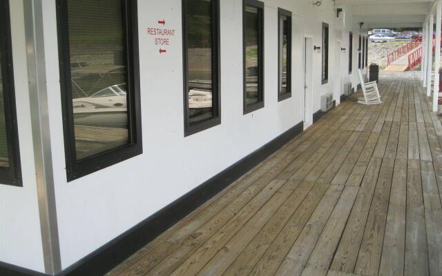 Wisdom Resort & Marina