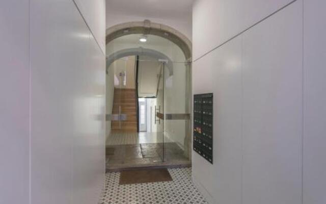 The Lisbon Flat GraCa