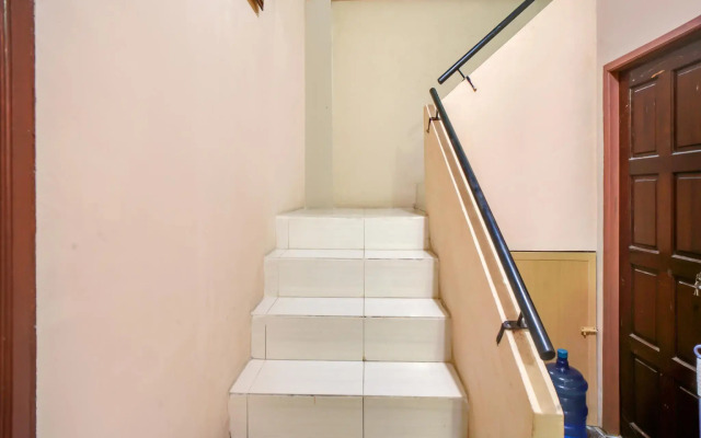 OYO 90024 Botania Homestay and Cafe