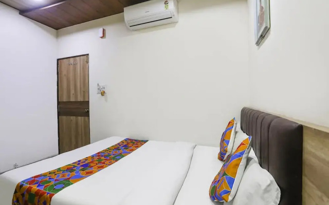 Fabhotel Vedanta Inn