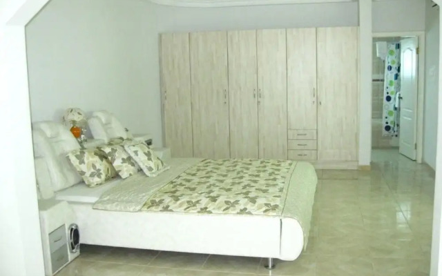 Meaglent Hotel