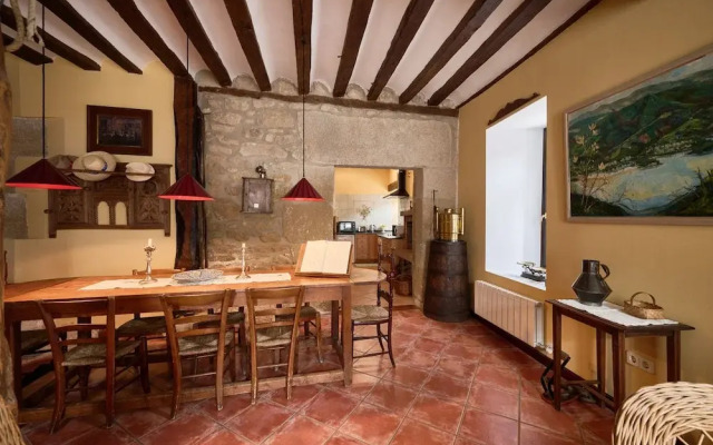 Wine Escape by Fidalsa