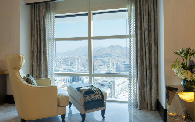 Doubletree by Hilton Jabal Omar Makkah - Image 6