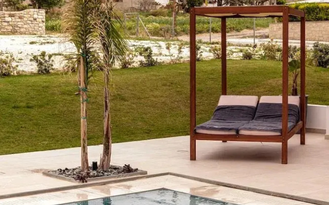 Sapphire Horizon Suites