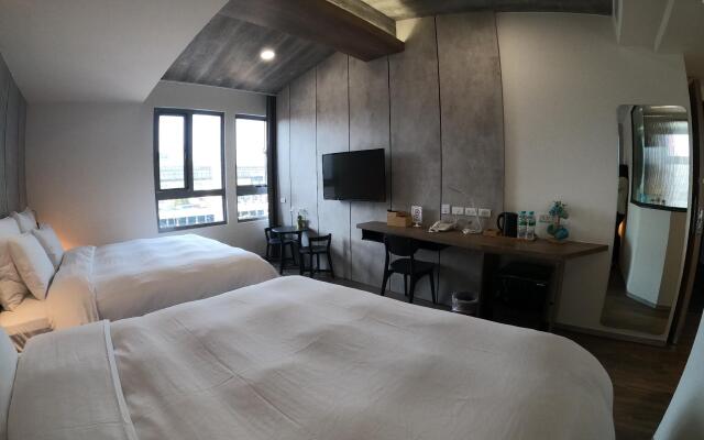 Watermark Hotel Kaohsiung Station