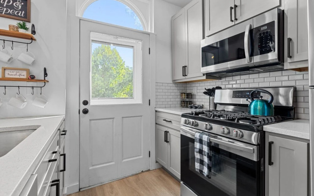 Cozy Family Getaway - JZ Vacation Rentals