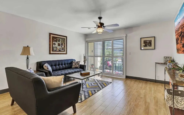 NEW Camelback House Walk to Old Town