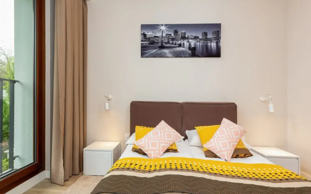 Apartments Warsaw Magazynowa by Renters