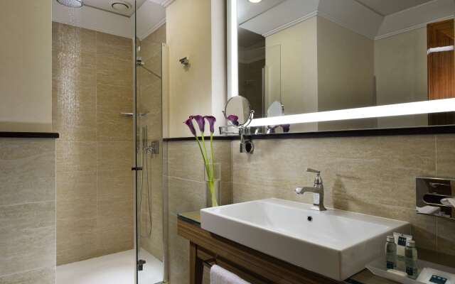 UNA HOTELS Decò Roma