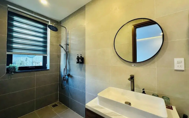 QR Hotel Dalat