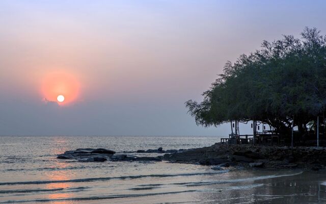 The C Samet Beach Resort