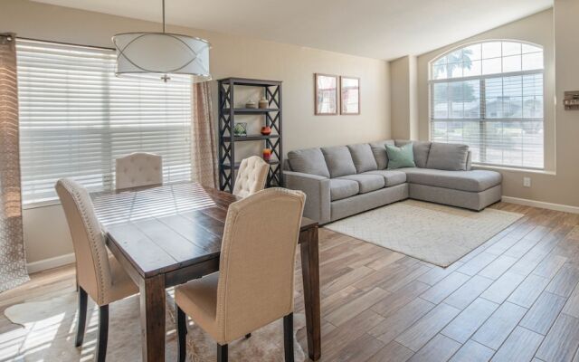 4BR Home N. Scottsdale by WanderJaunt