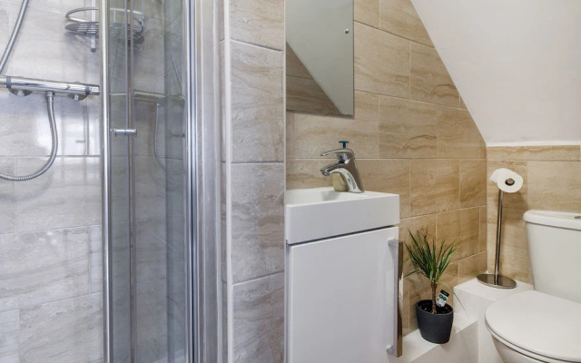 TH Serviced Apartment London