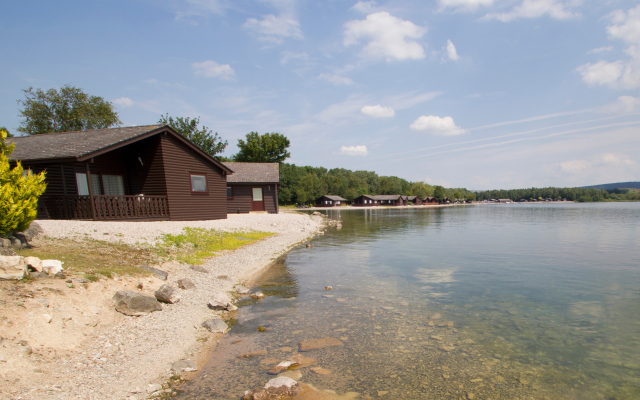 Pine Lake Resort
