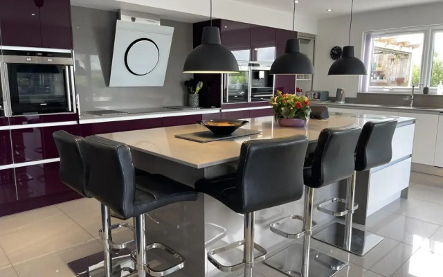 Sleeps 14,tavistock Luxury 5-bed House