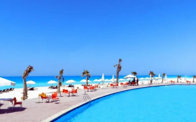 Marseilia Beach 3