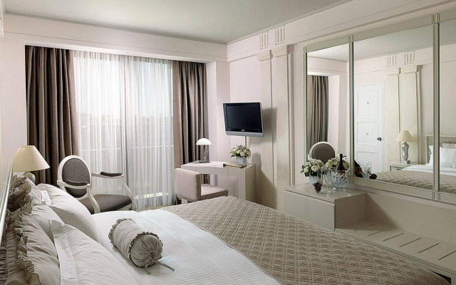 NJV Athens Plaza Hotel