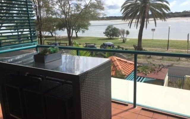 The Esplanade Picnic Point