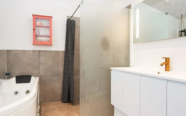 10 Person Holiday Home in Bjert