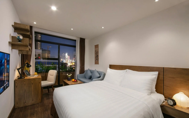 The Bloom Pham Viet Chanh - Modern Living Space in Saigon - A Top Choice for Western Travelers