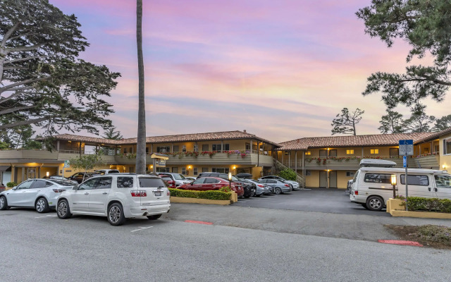 Best Western Carmel's Town House Lodge