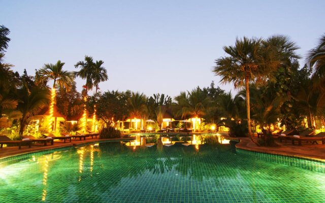 Laluna Hotel & Resort
