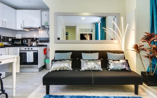 Cozy Apartment for 3 Near Martim Moniz