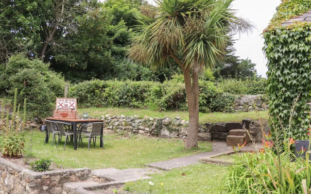 Myrtle Cottage