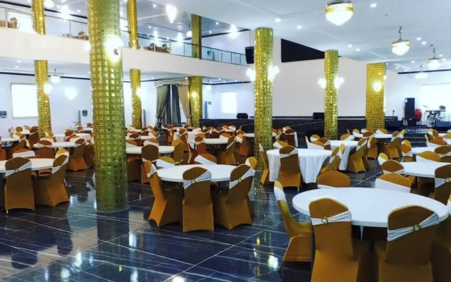 VINMILAN Hotel & Resort