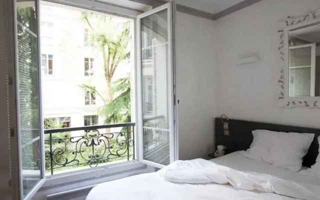 Charming Flat in 7th Near Eiffel Tower