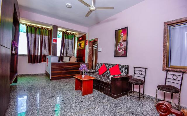 OYO Flagship 13585 Hotel Delight