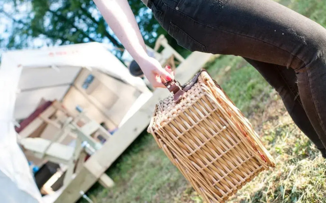 Tentrr - Sean Billy Pond Hideaway