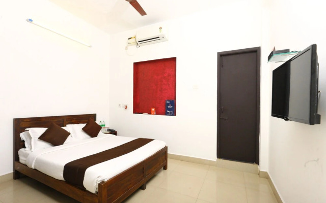 OYO 5448 Phoenix Hospitality Apartments