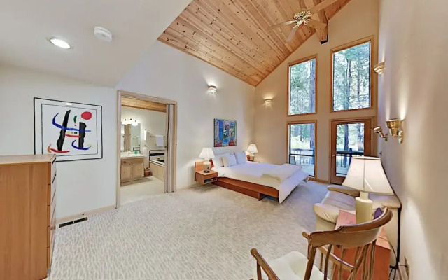 14036 Ski View Loop Home