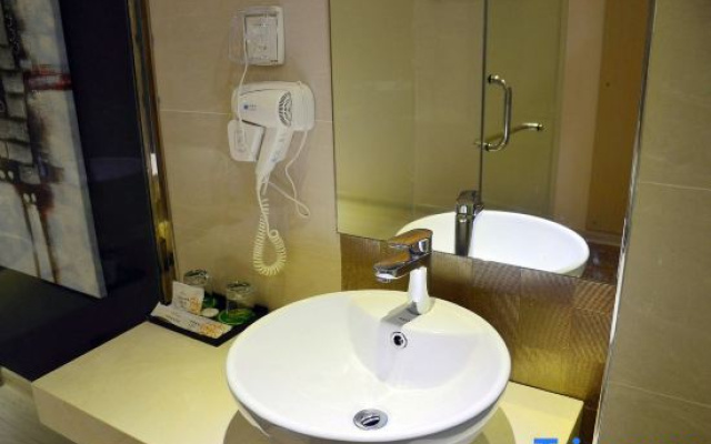 Nanning Ouman Fashion Hotel (Jinagnan Wanda, Wuyi East Road) – Bathroom – Nanning