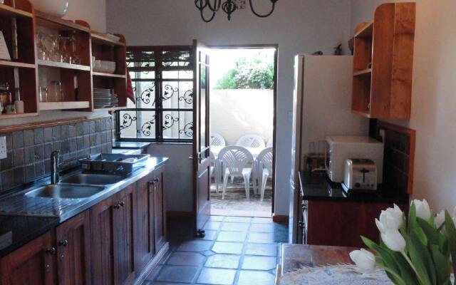10 Alexander B&B
